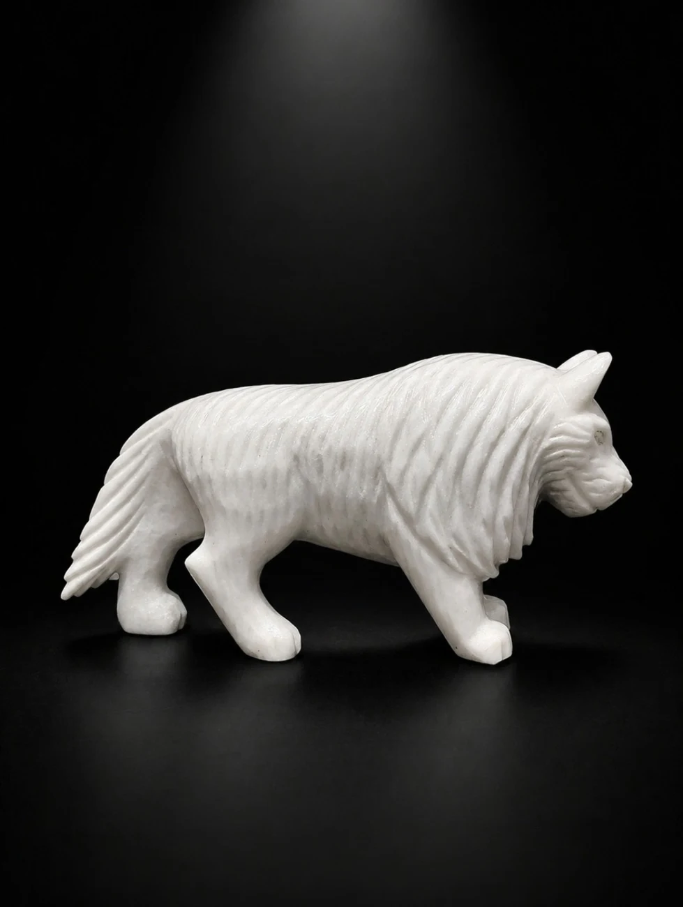 White tiger sculpture