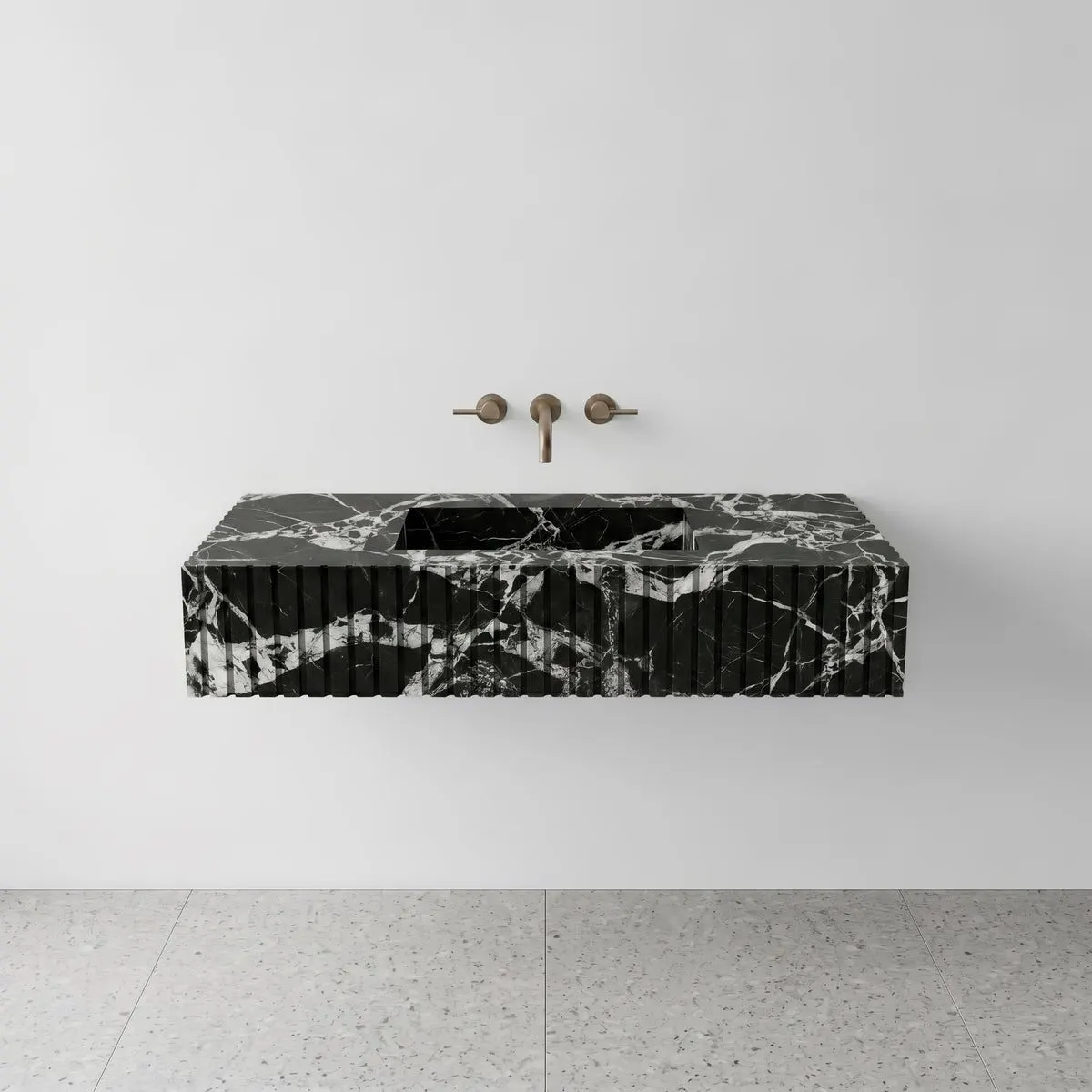 Grand Antique Marble Single Sink - Fluted
