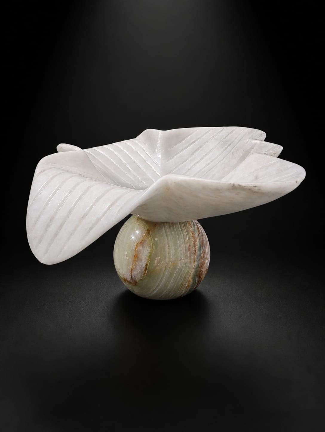 Luxury White Marble Wave Decorative Bowl - Image 4