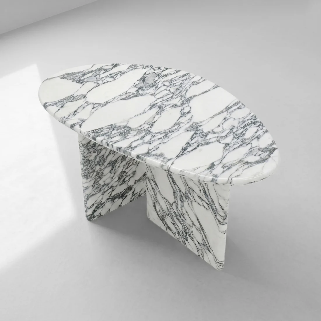 Arabescato Marble Coffee Table - Pebble