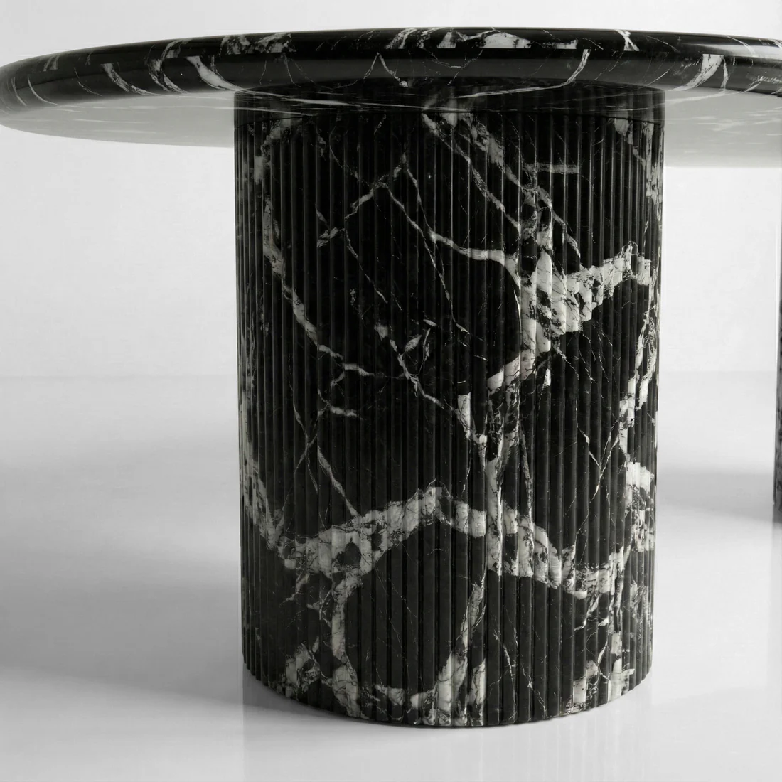 Grand Antique Marble Oval Dining Table - Fluted - Image 4