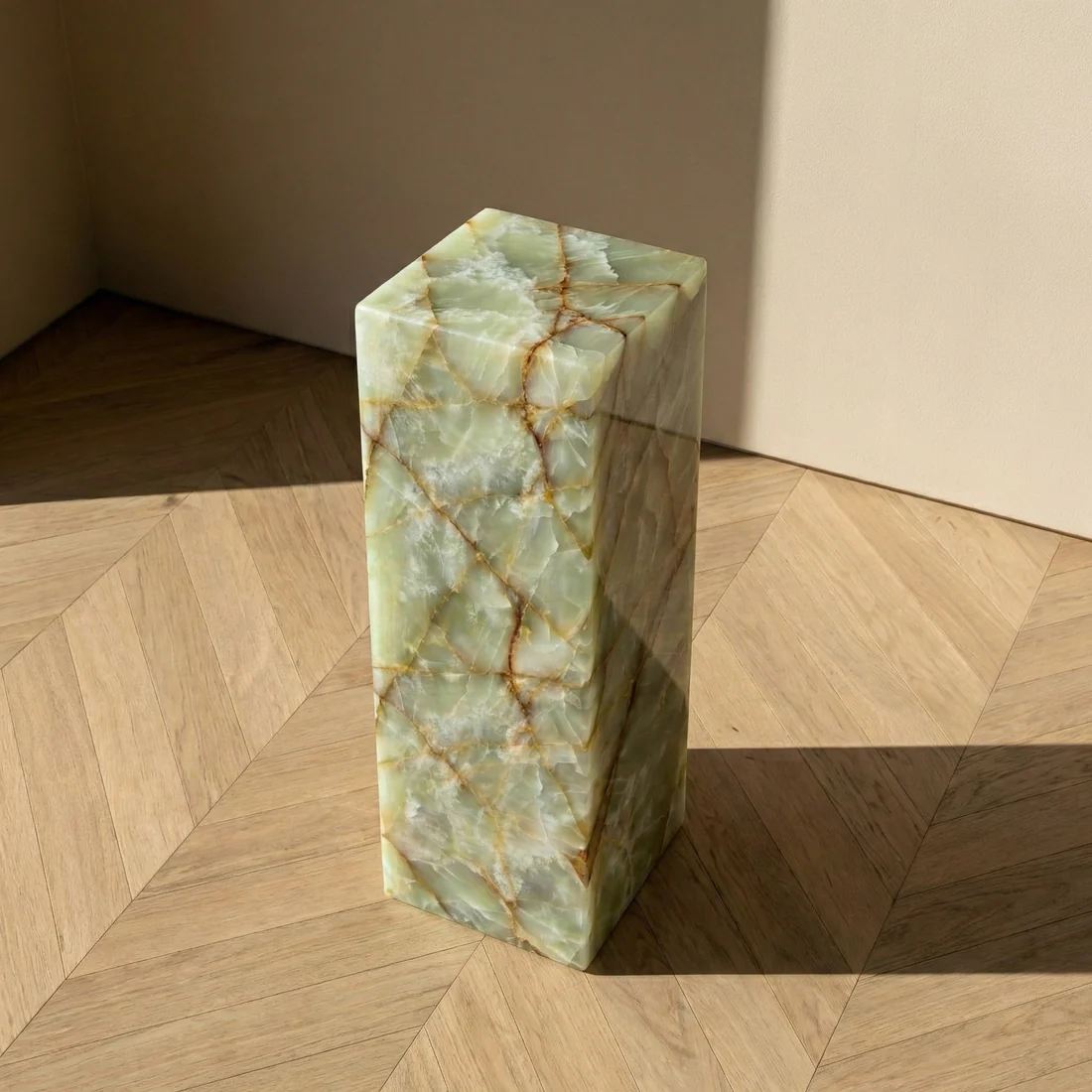 Green Onyx Pedestal Stand - Image 3